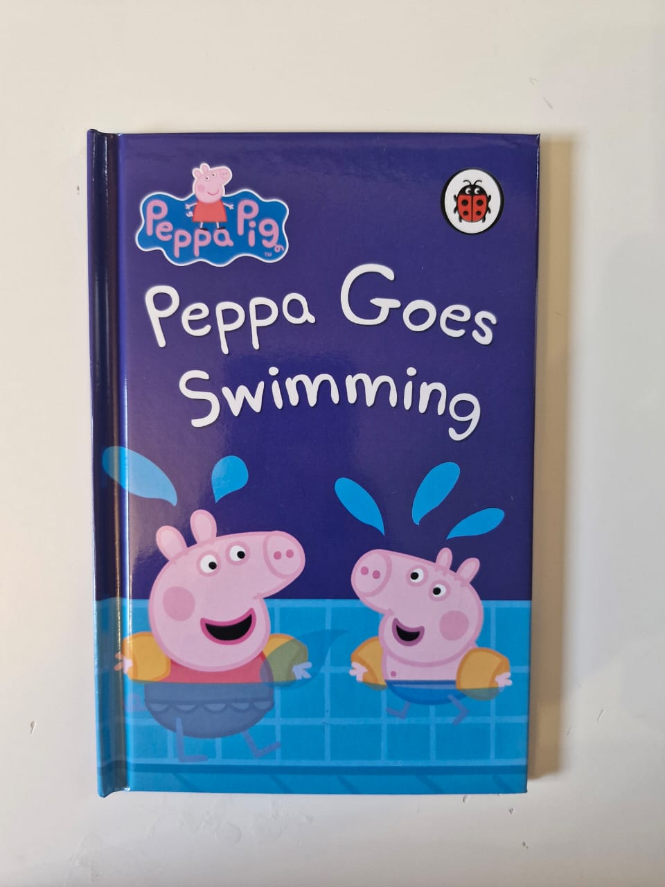 Peppa Goes Swimming