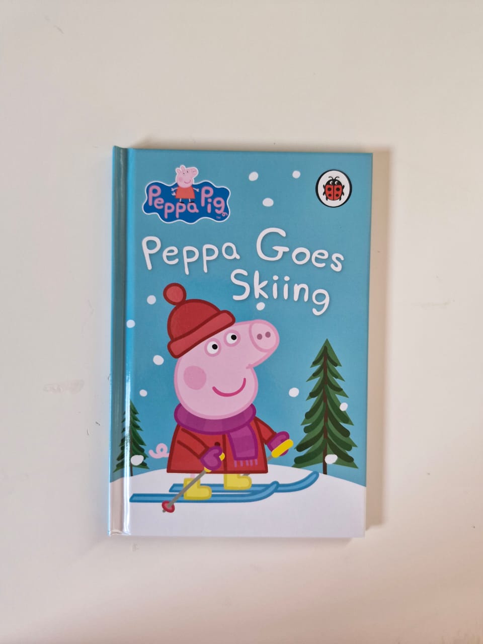 Peppa Goes Skiing