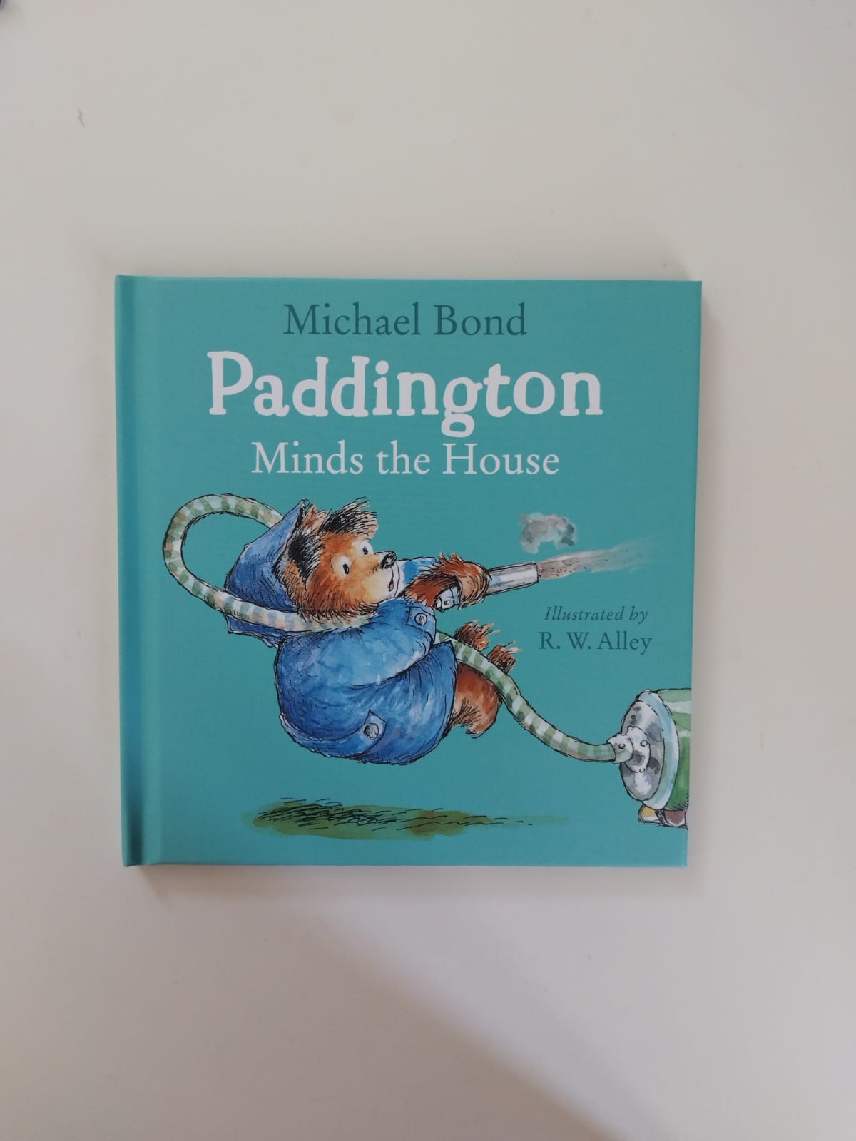 Paddington minds the House