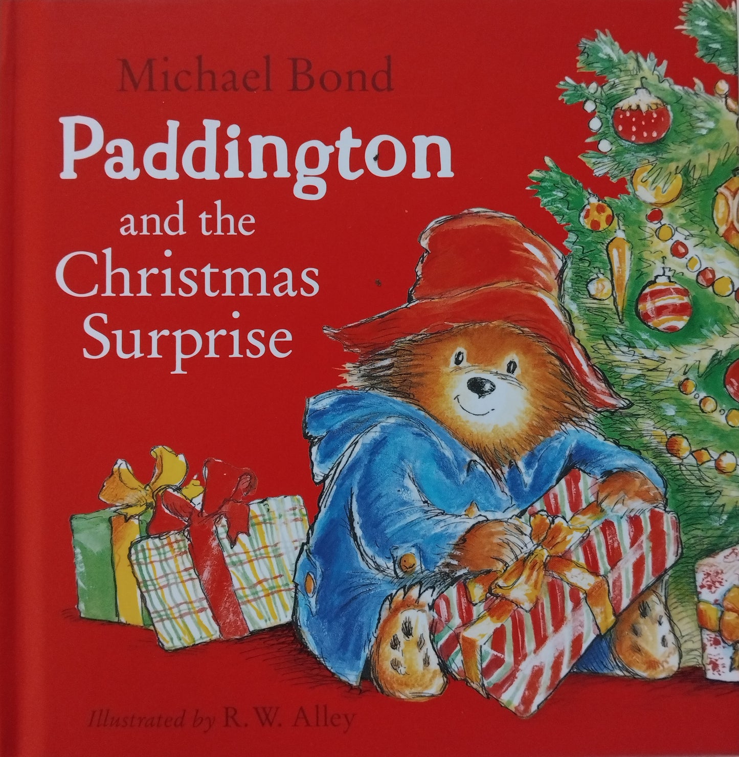 Paddington and the Christmas Surprise